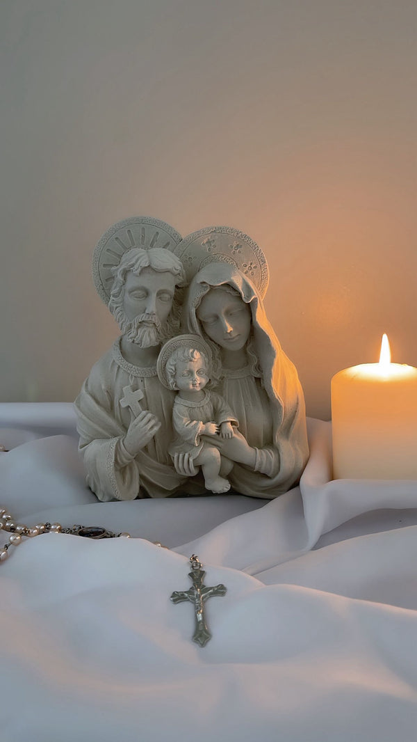 Statue de la Sainte Famille